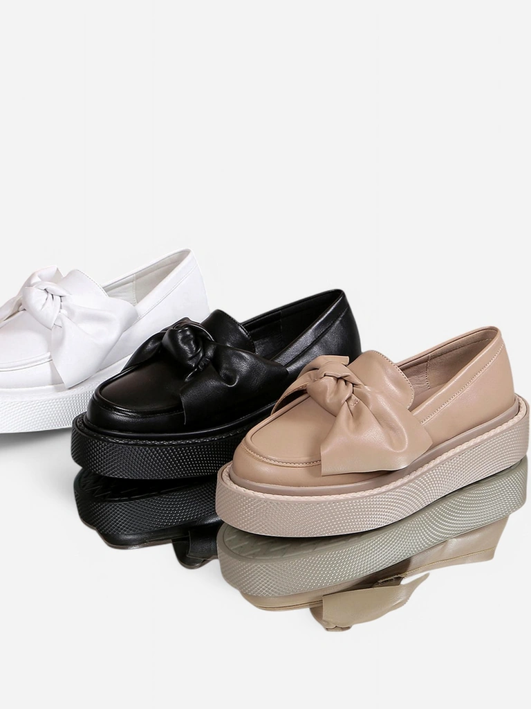 Royalfashion Elegáns női mokaszin masnival Ortto