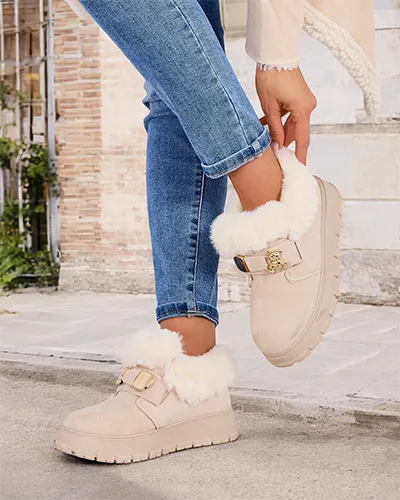 Royalfashion Női rövid csizma a'la hócsizma Dobis