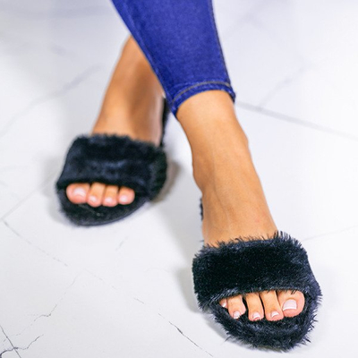 Granatowe klapki z futerkiem Brenta - Obuwie