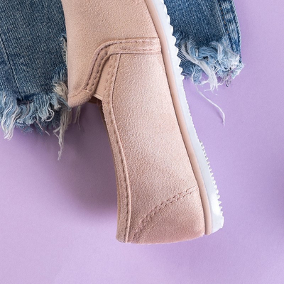 OUTLET Világos rózsaszín gyerekcipő a Kwiryna-n - cipő