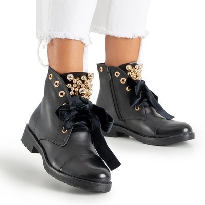 Fekete táskák Havelte díszítéssel - Lábbeli