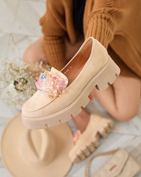 Royalfashion Bézs női mokaszin színes kristályokkal Crystal Glam