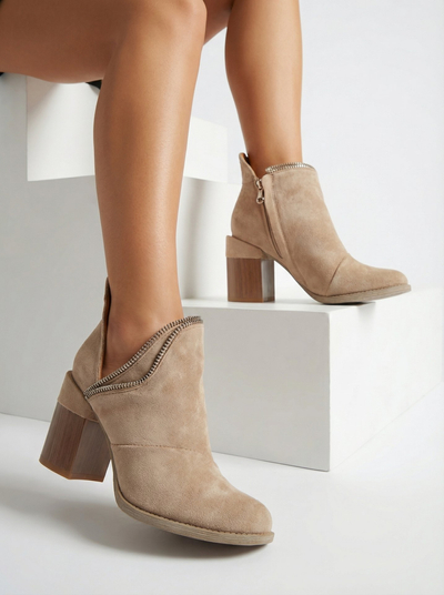 Világosbarna női szigetelt csizma a Mukis oszlopon - Cipő