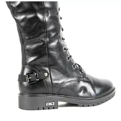 OUTLET Fekete lapos csizma Kanuti - Cipők