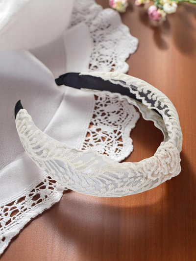 Royalfashion Koralia csipkés hajpánt