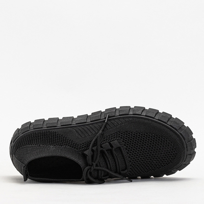 Fekete női sportcipő masszív Teterika talpon - lábbeli