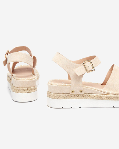 OUTLET Bézs színű női szandál éken Setovia - Lábbeli