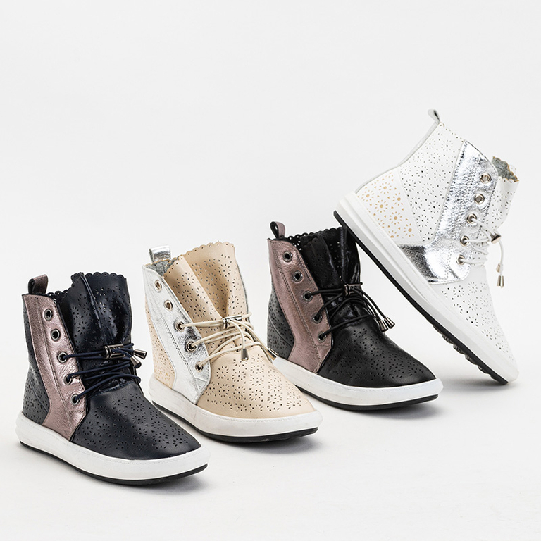 OUTLET Lonsi fehér áttört áttört gyerekcsizma - Lábbeli