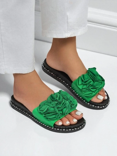 Royalfashion Női lapos talpú papucs Flora Verde