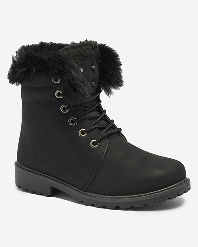 Klasszikus női csizma a'la trapper fekete színben Lausa- Footwear