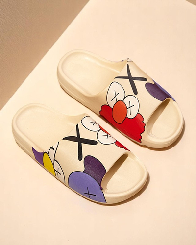 Flora krémszínű női gumiszandál kényelmes nyárra