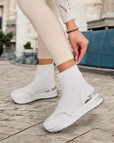 Royalfashion Női sportos magas tornacipő Wisoi
