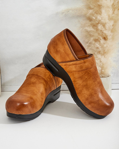 Royalfashion Women's Geddes slip-on félcipő