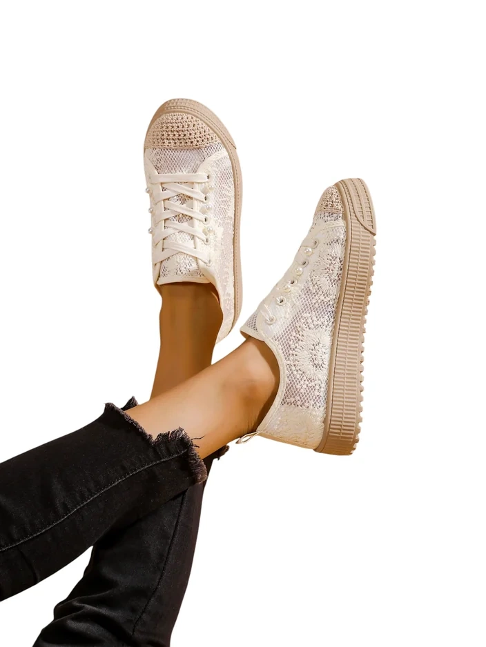 Royalfashion Női Csipke Sportcipők Flitterekkel Nille