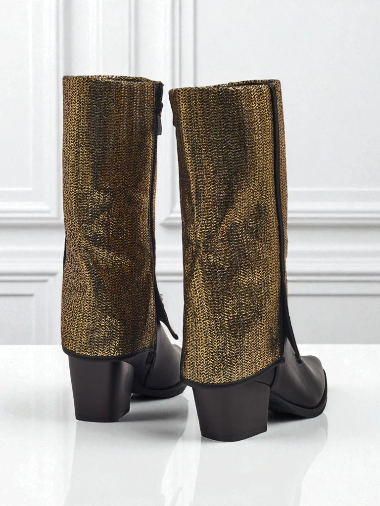 Női eco bőr bokacsizma vastag sarokkal, díszes Virelia felsőrésszel