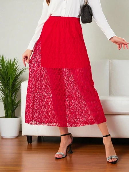 Royalfashion Női midi szoknya csipkével