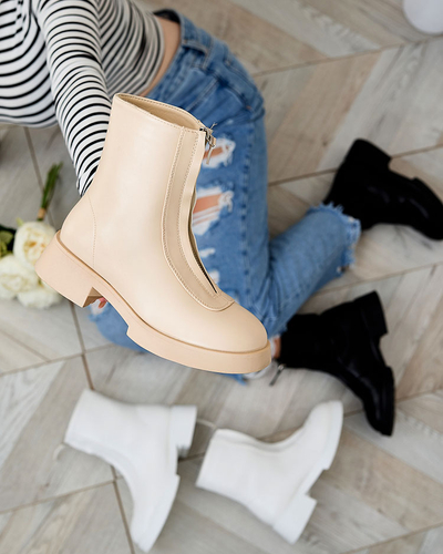 Royalfashion Női bézs színű Etiuse lapos sarkú csizma