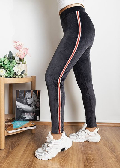 Sötétszürke női nadrág színes csíkokkal - ruházat