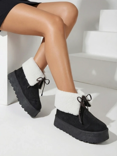 Royalfashion Női fűzős havacsizma Wdeno