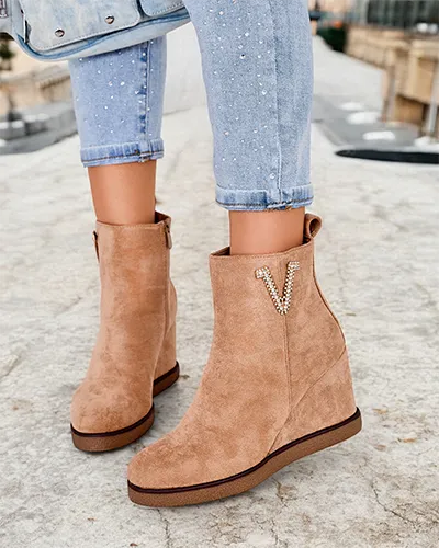 Royalfashion Nerias női magassarkú csizma