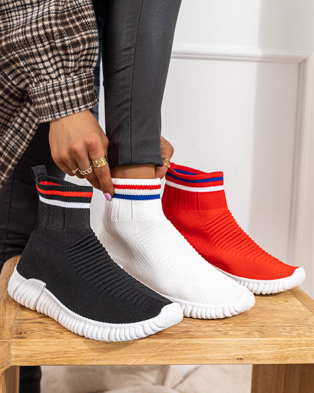 Piros női bebújós tornacipő a Delonitól - Lábbeli