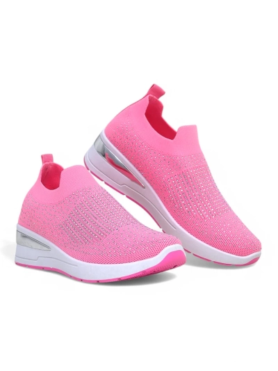Royalfashion Slip-on női wedge sportcipő strasszkövekkel Qelavise
