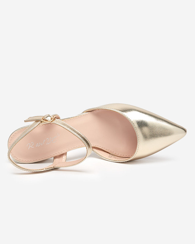 OUTLET Női szandál alacsony oszlopon, arany színben Nerolak - Lábbeli