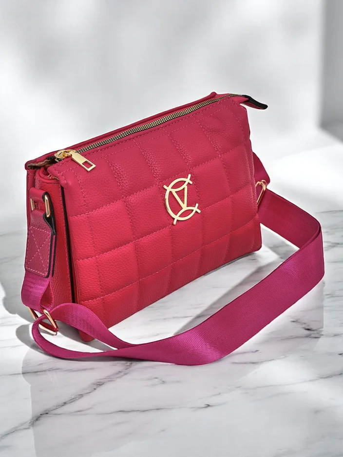 Royalfashion boríték stílusú női kézitáska steppelt elülső résszel