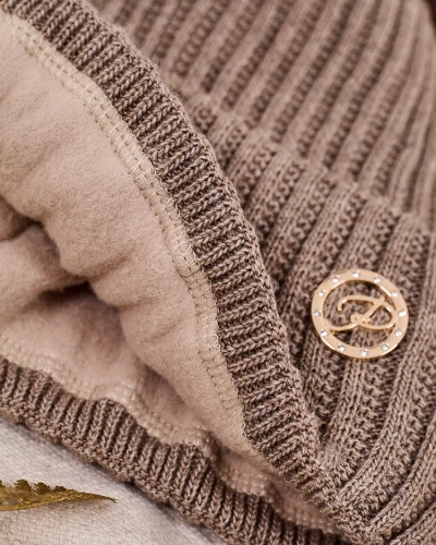 Royalfashion Női bélelt sapka póni füzettel