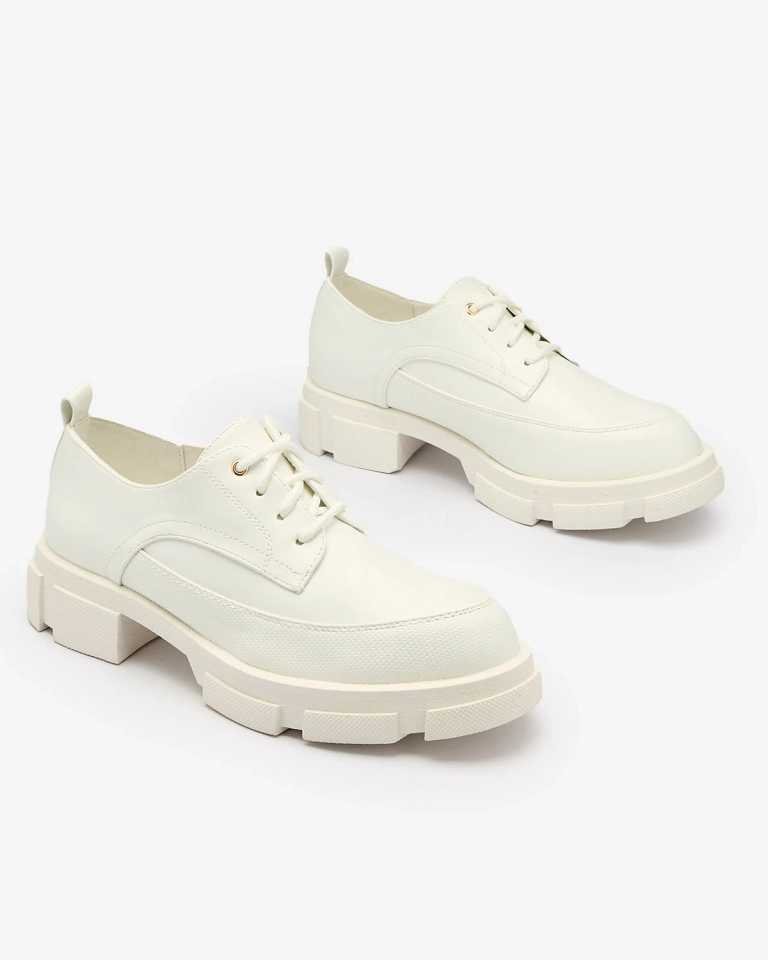 Royalfashion Fehér női egyszínű talpú Trendy Chunky félcipő