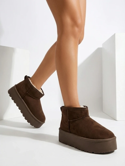 Royalfashion Női platformos hócsizma a'la Dagodo