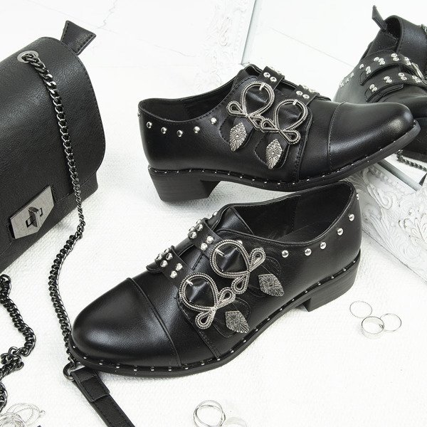 Fekete magas sarkú cipő a Stavomenától - Lábbeli