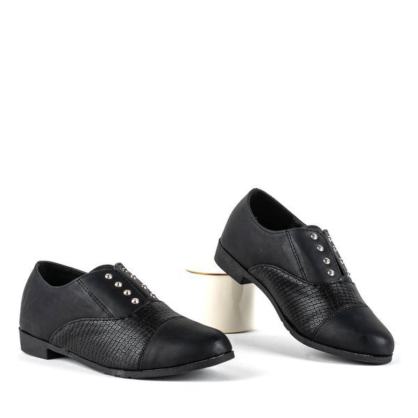 Czarne dziecięce półbuty z ćwiekami Herbe - Obuwie