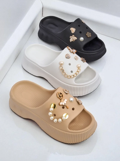 Royalfashion Női gumiszandál díszítéssel Slash Glam