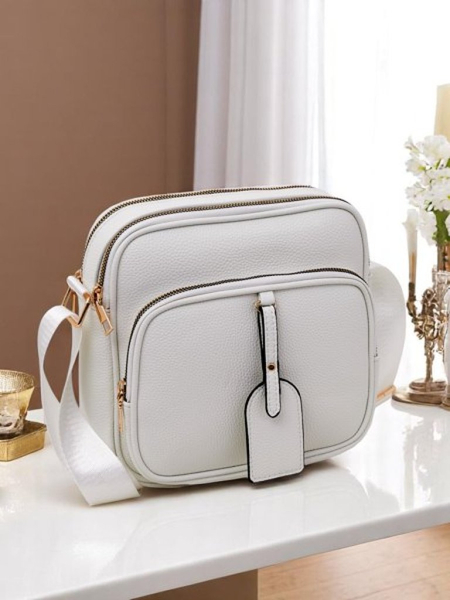 Royalfashion Kis női kézitáska ökobőrből Liora