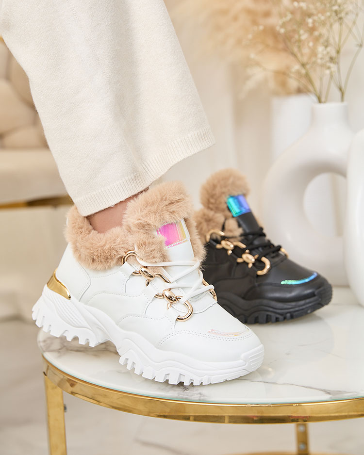 Royalfashion Fehér női sportcipő szőrmével Wicallen