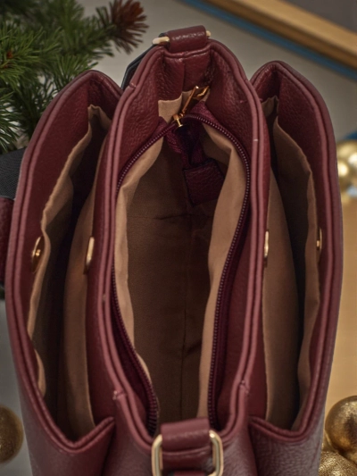 Violes kisméretű női táska öko bőrből