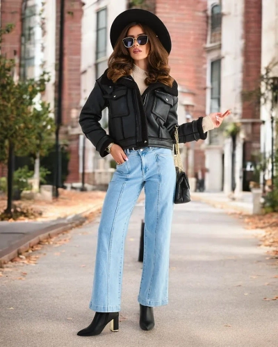 Royalfashion Női öko bőr dzseki szőrrel, fekete színben