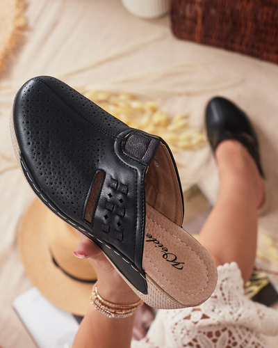 Royalfashion Női flip-flopok alacsony sarokkal Albov