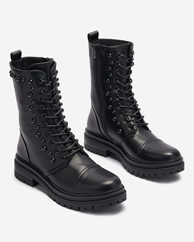 OUTLET Fekete női fűzős csizma gyöngyökkel Gunny- Footwear