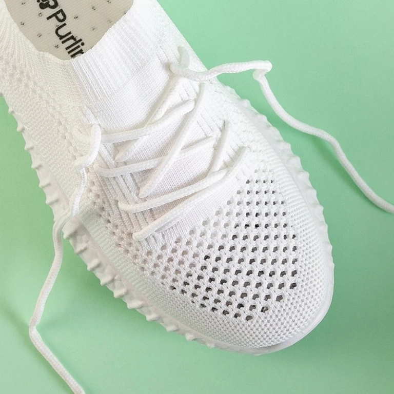 OUTLET Fehér női sportcipő Melete - Cipő