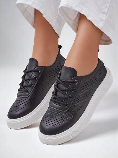 Royalfashion Női fűzős sportcipő Adette
