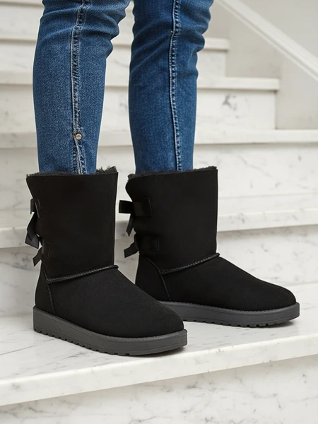 Stella ökológiai velúrbőr lapos sarkú bokacsizma