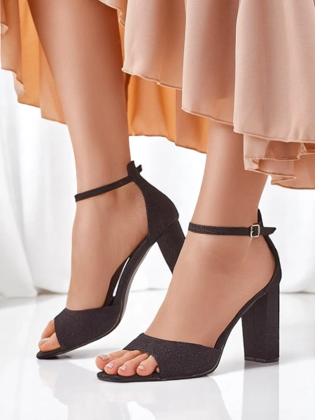 Royalfashion Csillogó női szandál Rokates