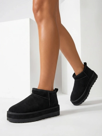 Royalfashion Rövid női hó csizma a'la Biovve