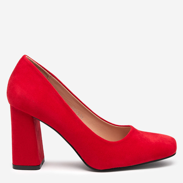OUTLET Piros, szögletes orrú női pumpák Zerila - Cipők