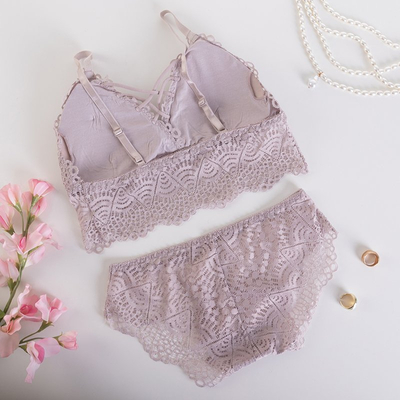 Világos rózsaszín női csipke fehérnemű szett - Fehérnemű
