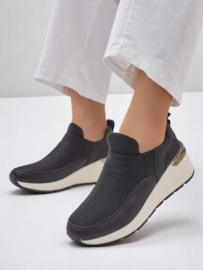 Royalfashion Női sportcipők, slip-on dizájn, strasszokkal Elera