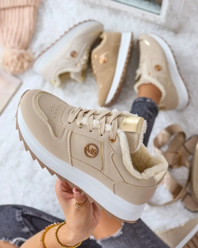 Royalfashion Melegített női tornacipő szőrmével Boris