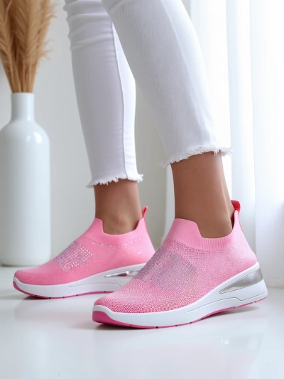 Royalfashion Slip-on női wedge sportcipő strasszkövekkel Qelavise